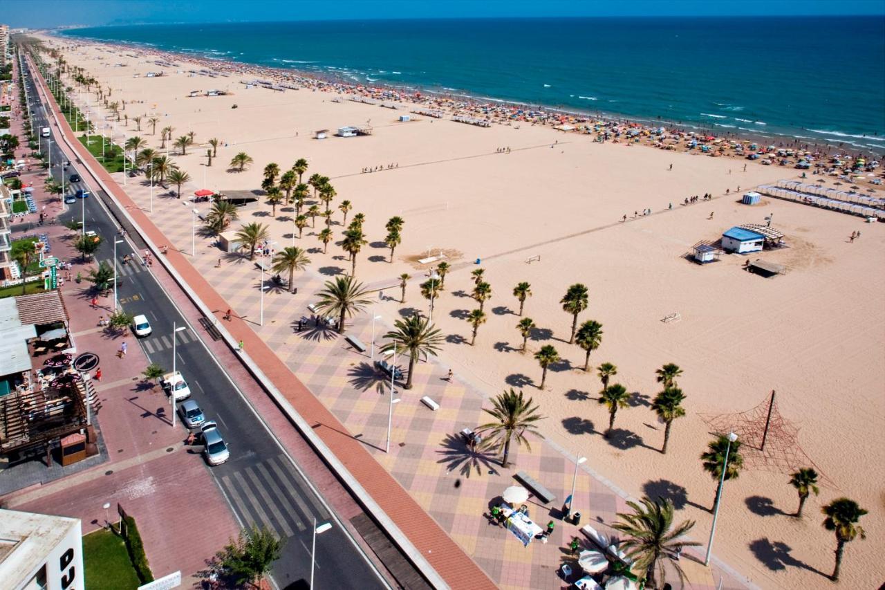 Aigua Blava Primera Linea - Alquiler Solo Familias Playa de Gandia المظهر الخارجي الصورة